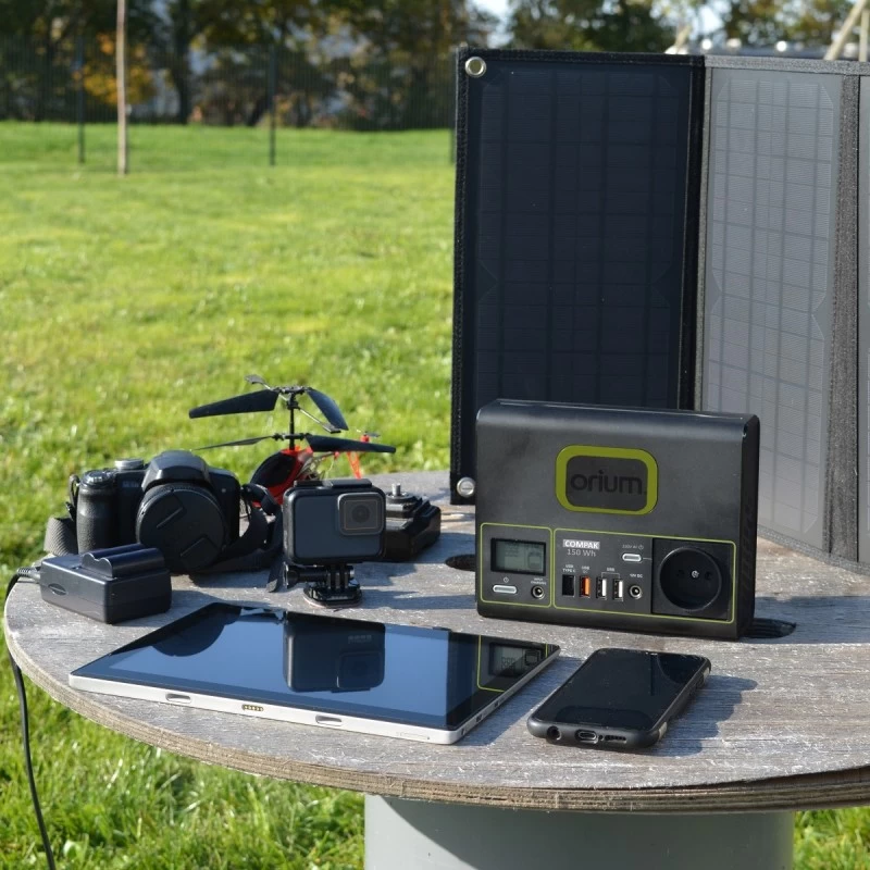 Batterie Portative Rechargeable Izywatt 150Wh + Panneau Solaire 30W 3 Batterie Portative Rechargeable Izywatt 150Wh + Panneau Solaire 30W