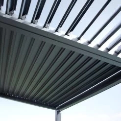 Pergola Bioclimatique En Aluminium Avec Lames Orientables Grises Anthracite TRAMONTO - DCB Garden -Jardin Abris Magasin pergola bioclimatique en aluminium avec lames orientables grises anthracite tramonto dcb garden 3